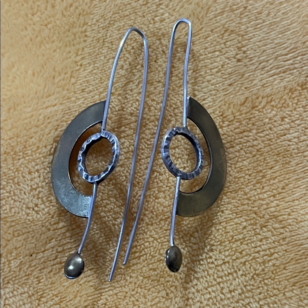 Elegant Silver Loop Earrings - image 1